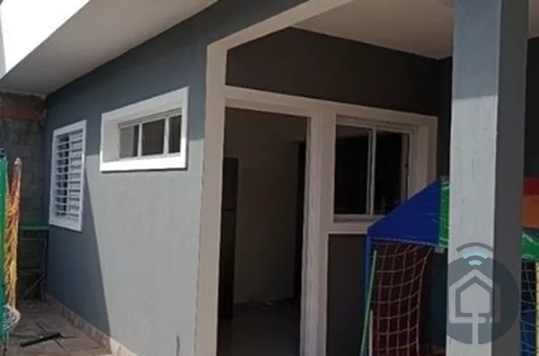 Excelente Casa à Venda com 3 Quartos no Loteamento Jardim do Sol, São Roque