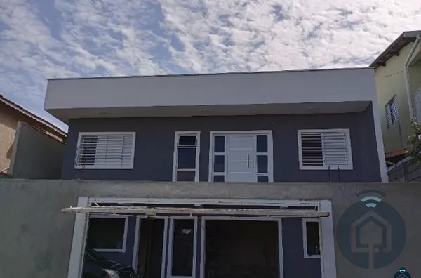 Excelente Casa à Venda com 3 Quartos no Loteamento Jardim do Sol, São Roque