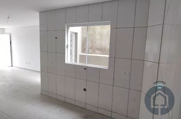 Bem-vindo ao Seu Refúgio: Sobrado Novo e Pronto para Morar!