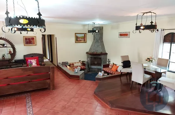 Chácara Mobiliada em São Roque: Charme, Conforto e Lazer em um Só Lugar