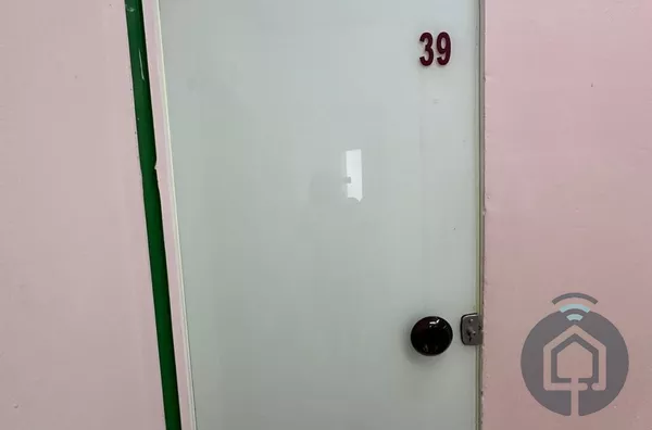 Excelente Sala Comercial para Aluguel no Centro de São Roque.