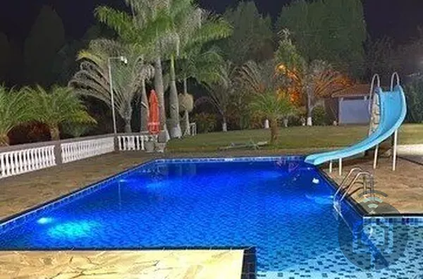 Chácara encantadora com lazer completo em Mairinque – perfeita para curtir com a família ou investir!