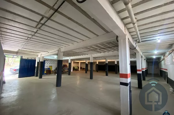 Amplo espaço comercial 