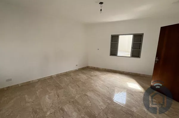 Imóvel Comercial no Centro de São Roque - Espaço e Visibilidade