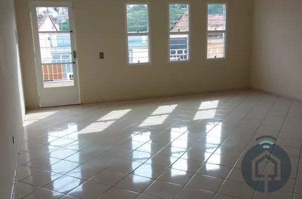 Sala Comercial para Alugar no Centro de São Roque