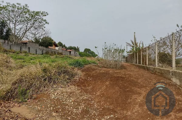 Terreno à Venda na Estrada do Vinho – São Roque