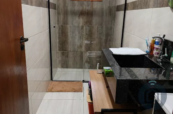 Casa aconchegante com suíte, quintal e ótima localização em Mailasqui!!