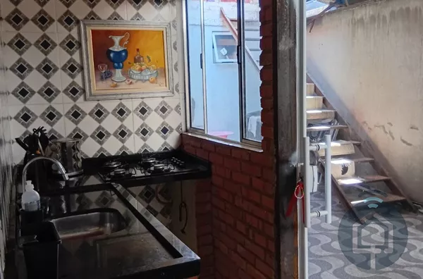 Casa charmosa com suíte e 127m² em Mairinque