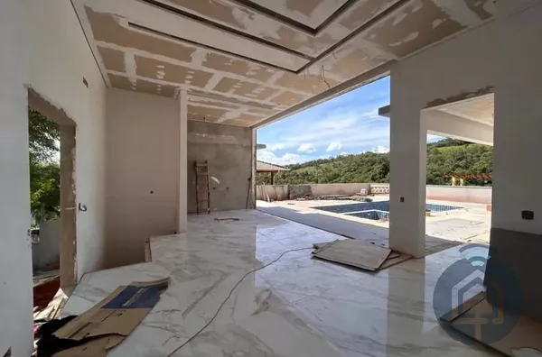 Casa para venda, 4 quarto(s),  Taipas De Pedras (mailasqui), São Roque