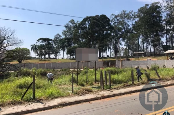 Terreno à venda em Araçariguama