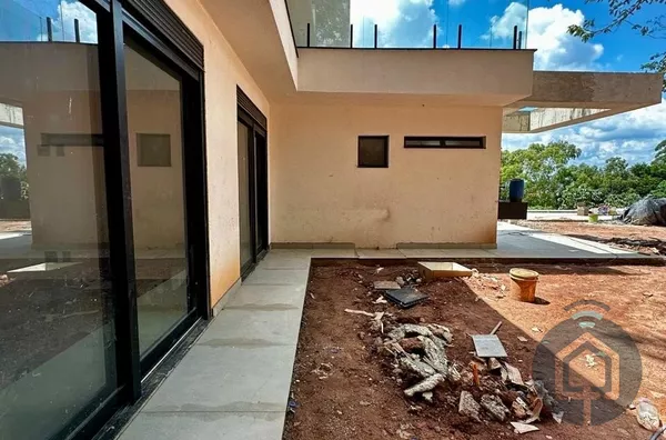 Casa de Alto Padrão à Venda no Condomínio Porta do Sol, Mairinque