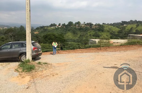 Terreno à Venda no Loteamento Costa do Sol – Mairinque/SP