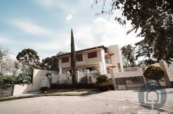 Casa de alto padrão em São Roque