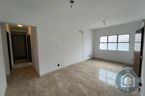 Imóvel Comercial no Centro de São Roque - Espaço e Visibilidade