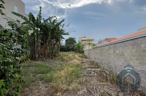 Oportunidade Imperdível: Terreno com Frente para Duas Ruas em São Roque – Ideal para Construir!