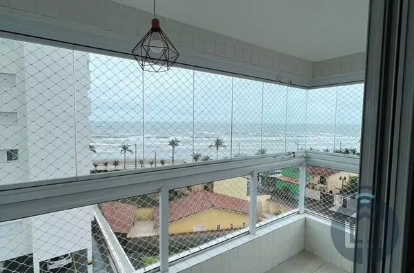 Apartamento mobiliado em frente ao mar 