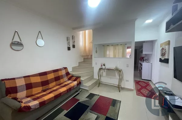 Casa aconchegante com 119m² em condomínio com lazer e segurança! - Foto 1