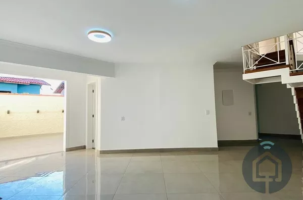 Apartamento duplex próximo ao centro - Foto 2