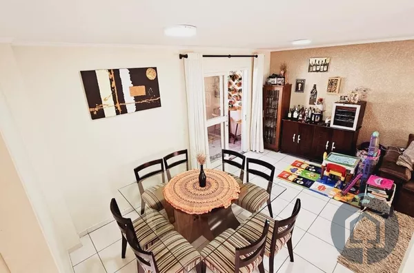 Casa para venda, 4 quarto(s),  Jardim Meny, São Roque