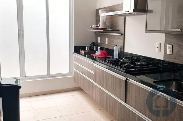 Casa em condomínio de alto padrão 