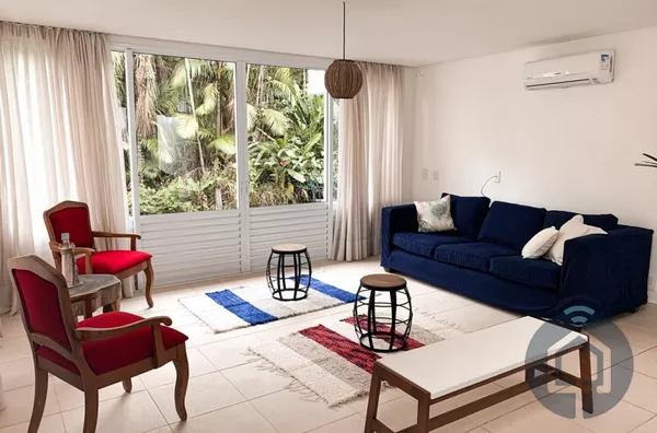 Casa em condomínio de alto padrão 