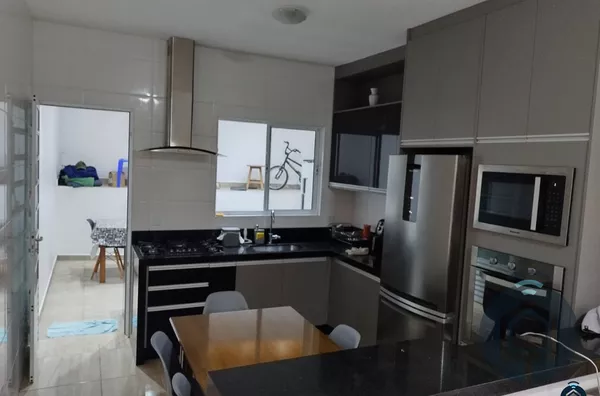 Morar bem nunca foi tão fácil! Casa a apenas 50 km de SP