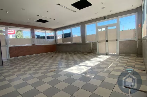 Amplo Imóvel Comercial no Centro de São Roque – Antigo Bob’s