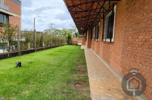 Chácara Espetacular com 4 Quartos à Venda em Planalto Verde, São Roque 