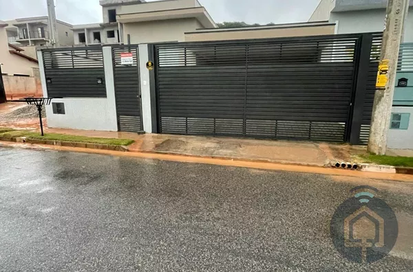 Casa para venda  e aluguel  com 3 quarto(s),  Vila Santa Rosália, São Roque