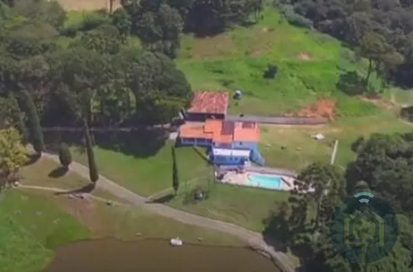 Sítio com localização privilegiada 