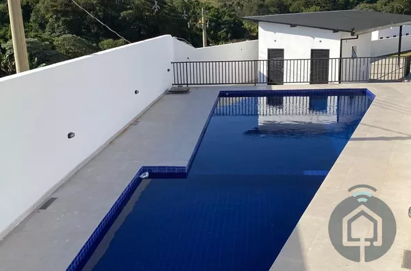 Casa Disponível para Locação no Marselha IV