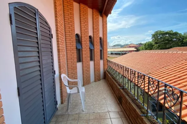 Excelente casa comercial no centro