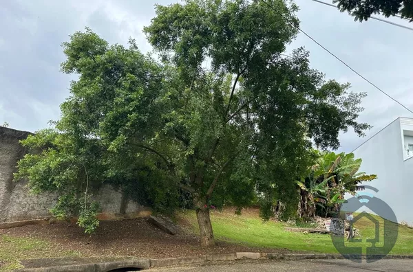 Terreno à Venda em São Roque – Oportunidade Imperdível para Seu Novo Lar!