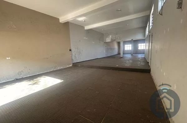 Imóvel Comercial no Centro de São Roque/SP à Venda!!