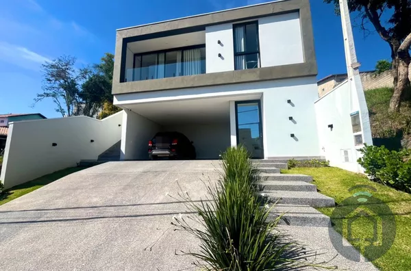 Nova, Completa e Bem Localizada – Seu Novo Lar em São Roque