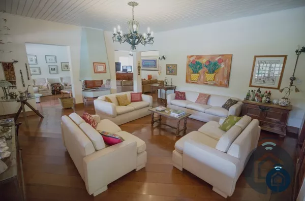 Sítio de alto padrão para investimento 