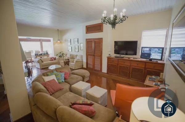 Sítio de alto padrão para investimento 