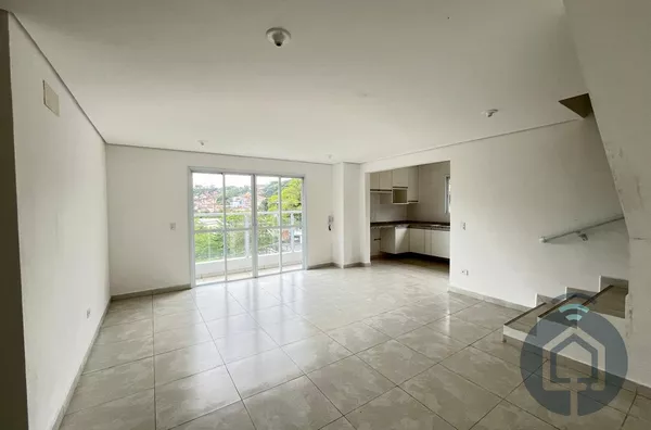 Cobertura Exclusiva com Ampla Área Externa e Duas Cozinhas Planejadas