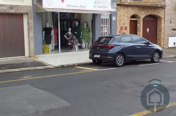 Sala Comercial para Alugar no Centro de São Roque
