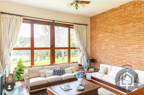 Maravilhoso Sítio à Beira da Represa: O Refúgio dos Seus Sonhos