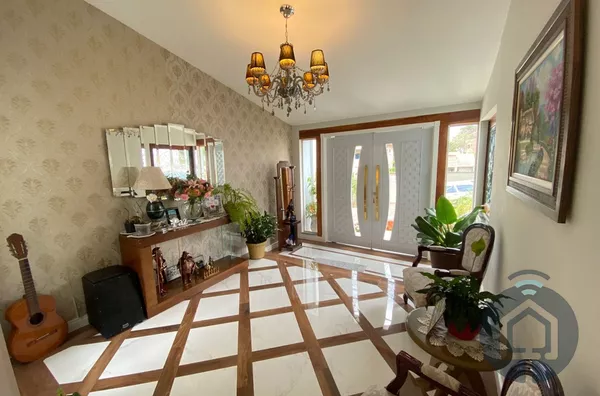 Casa de alto padrão em condomínio fechado 