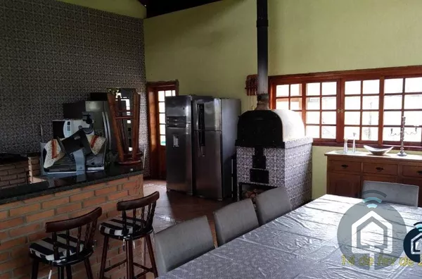 Casa em condomínio de alto padrão 