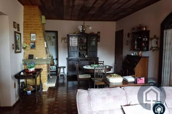 Casa térrea em bairro tranquilo 