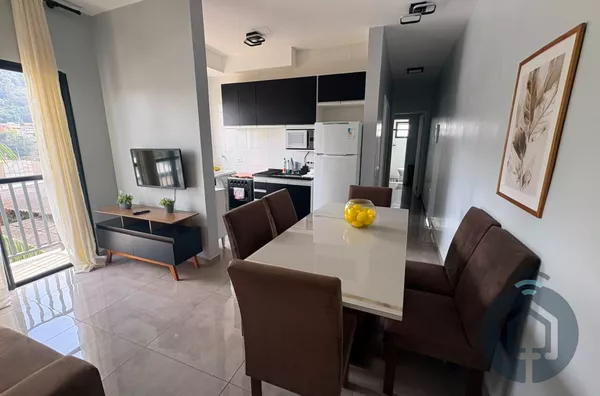 Apartamento para  e , 2 quarto(s),  Jardim Guaçu, São Roque