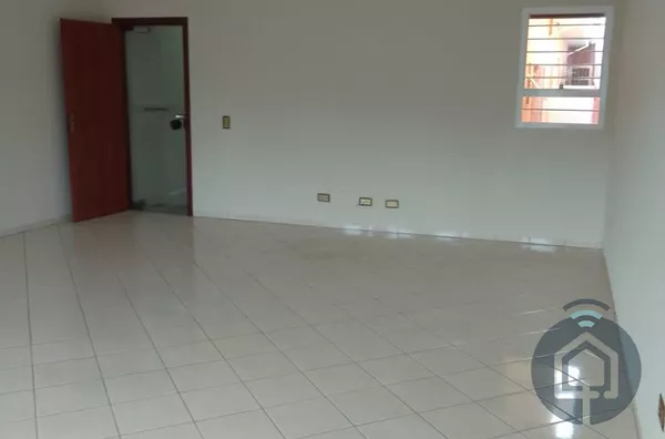Sala Comercial para Alugar no Centro de São Roque