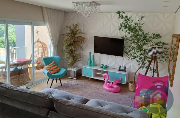 Seu Novo Lar com Muito Espaço: 3 Dorms, Varandas e Área de Lazer!