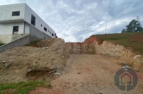 Excelente Terreno à Venda em Condomínio Fechado – Vargem Grande Paulista