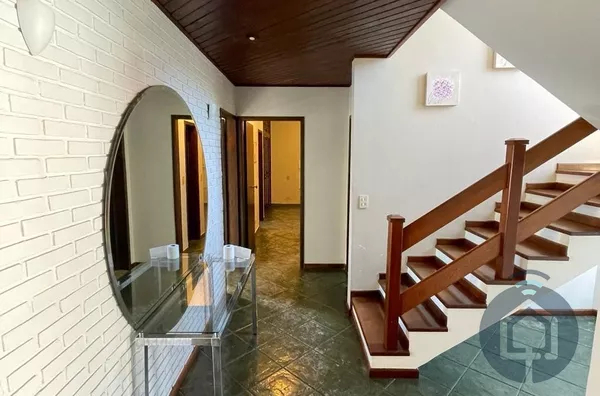 Casa para venda e aluguel, 4 quarto(s),  Esplanada Mendes Moraes, São Roque