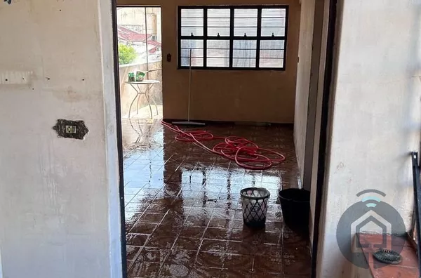 Investimento Versátil: Conforto Residencial e Potencial Comercial Unidos