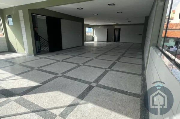 Salão Comercial para Aluguel – 200m² no Jardim Villaça, São Roque